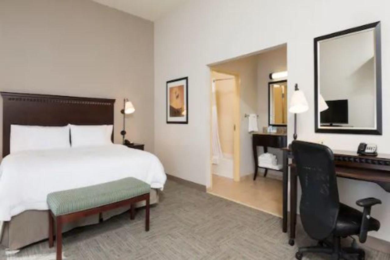 Hampton Inn & Suites Hartford-Manchester Zewnętrze zdjęcie