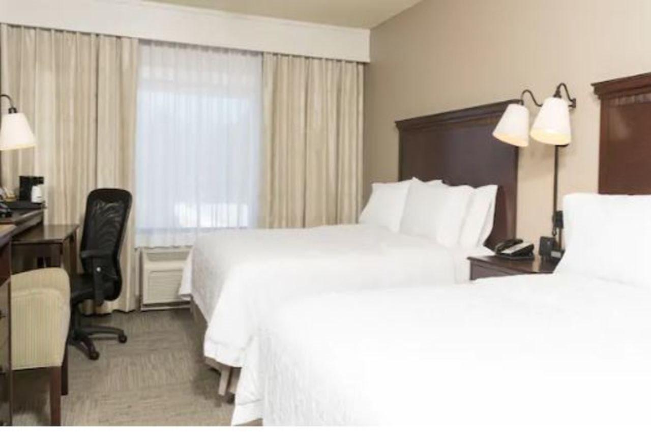 Hampton Inn & Suites Hartford-Manchester Zewnętrze zdjęcie