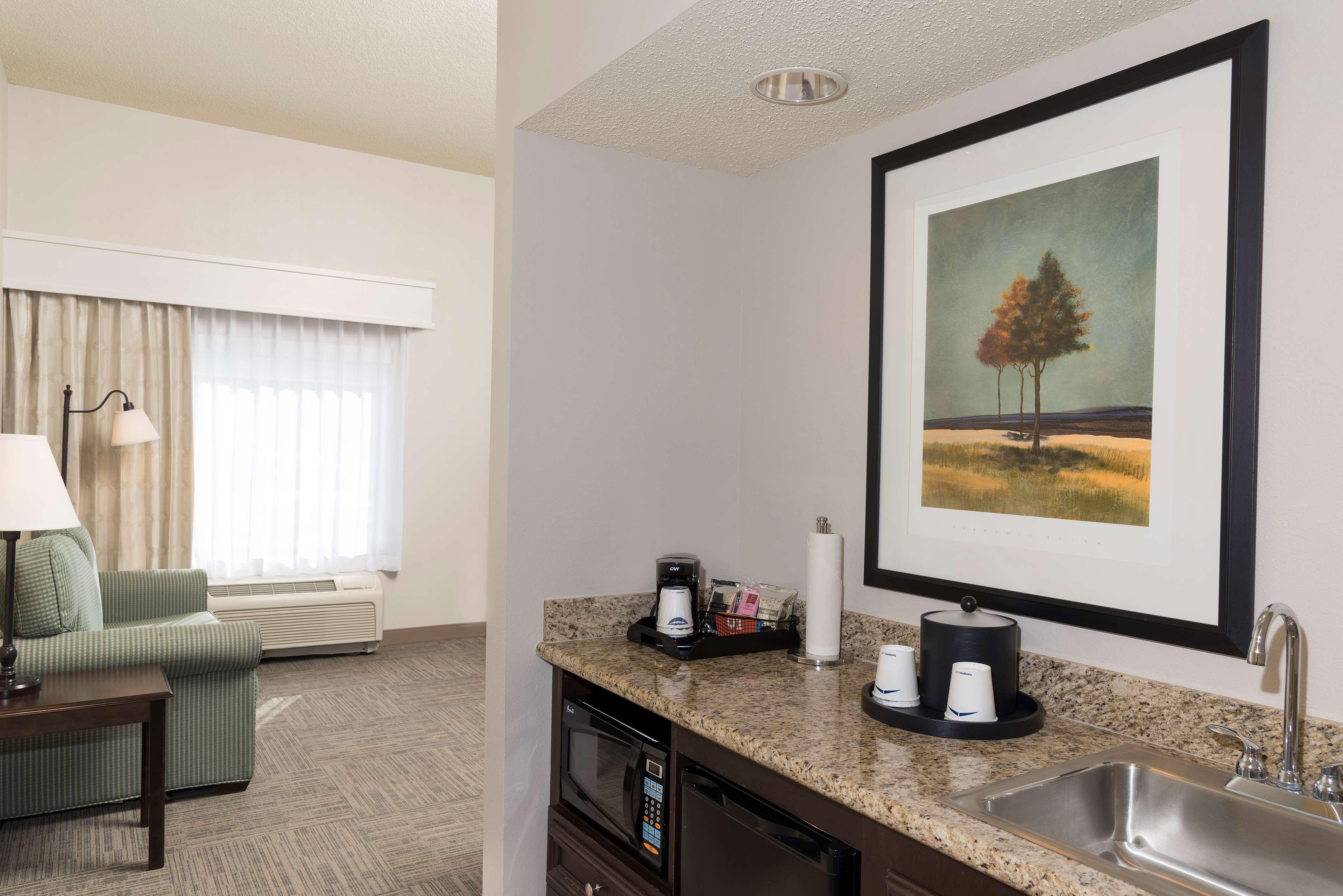 Hampton Inn & Suites Hartford-Manchester Zewnętrze zdjęcie