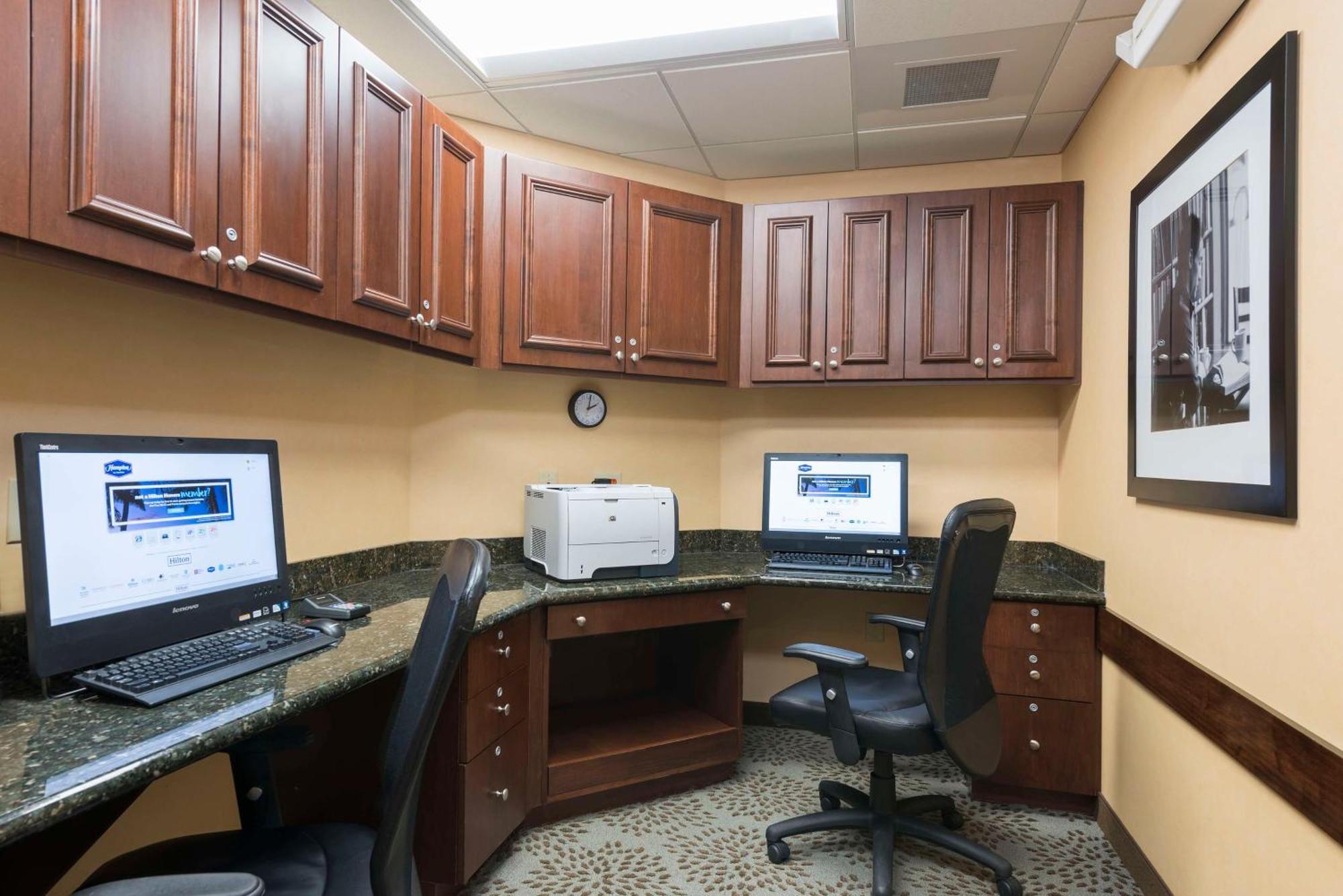 Hampton Inn & Suites Hartford-Manchester Zewnętrze zdjęcie