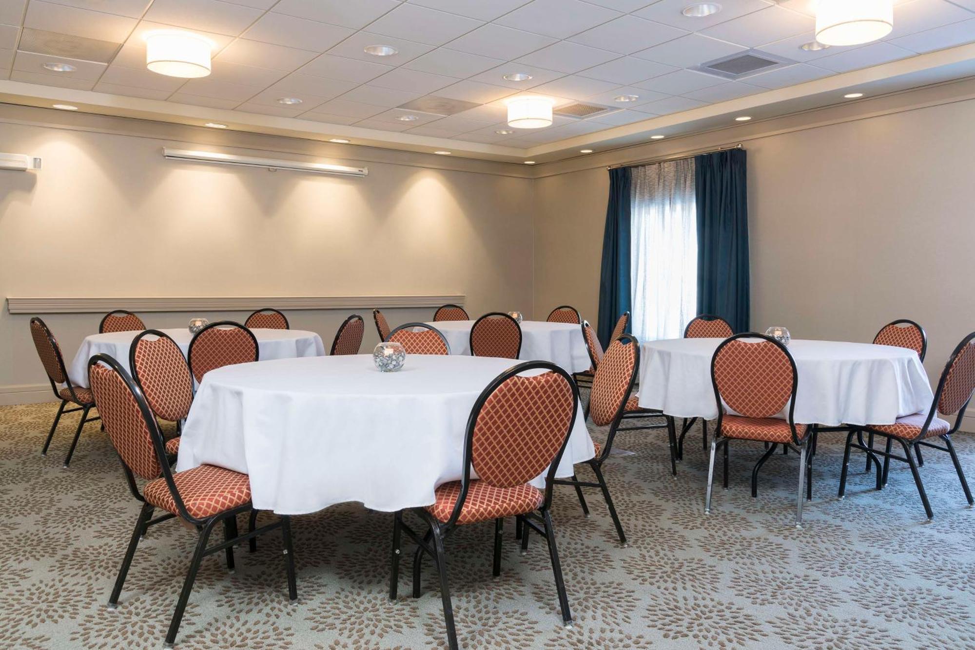 Hampton Inn & Suites Hartford-Manchester Zewnętrze zdjęcie