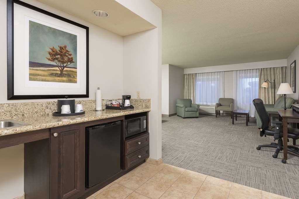 Hampton Inn & Suites Hartford-Manchester Pokój zdjęcie