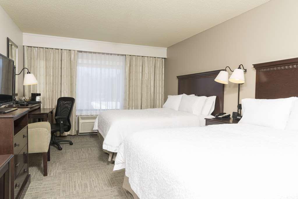 Hampton Inn & Suites Hartford-Manchester Pokój zdjęcie