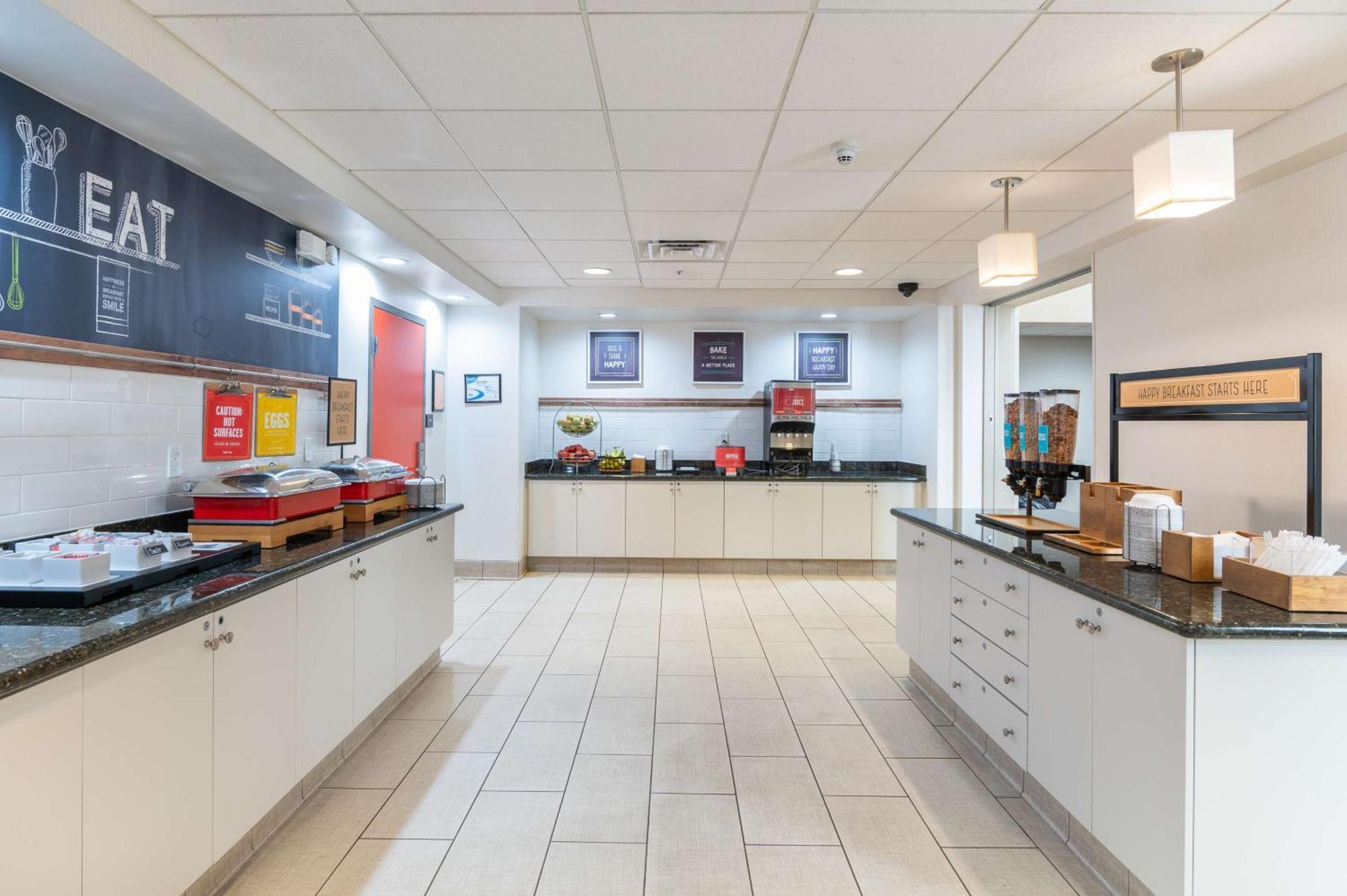 Hampton Inn & Suites Hartford-Manchester Zewnętrze zdjęcie