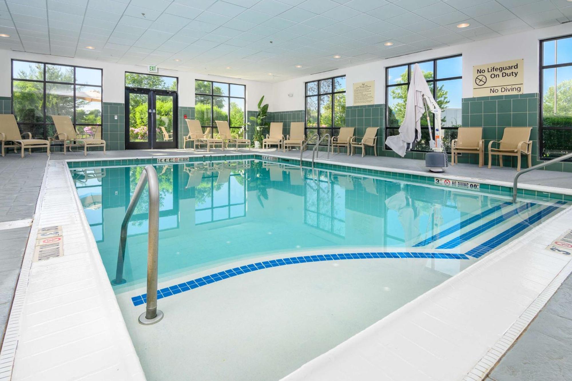 Hampton Inn & Suites Hartford-Manchester Zewnętrze zdjęcie