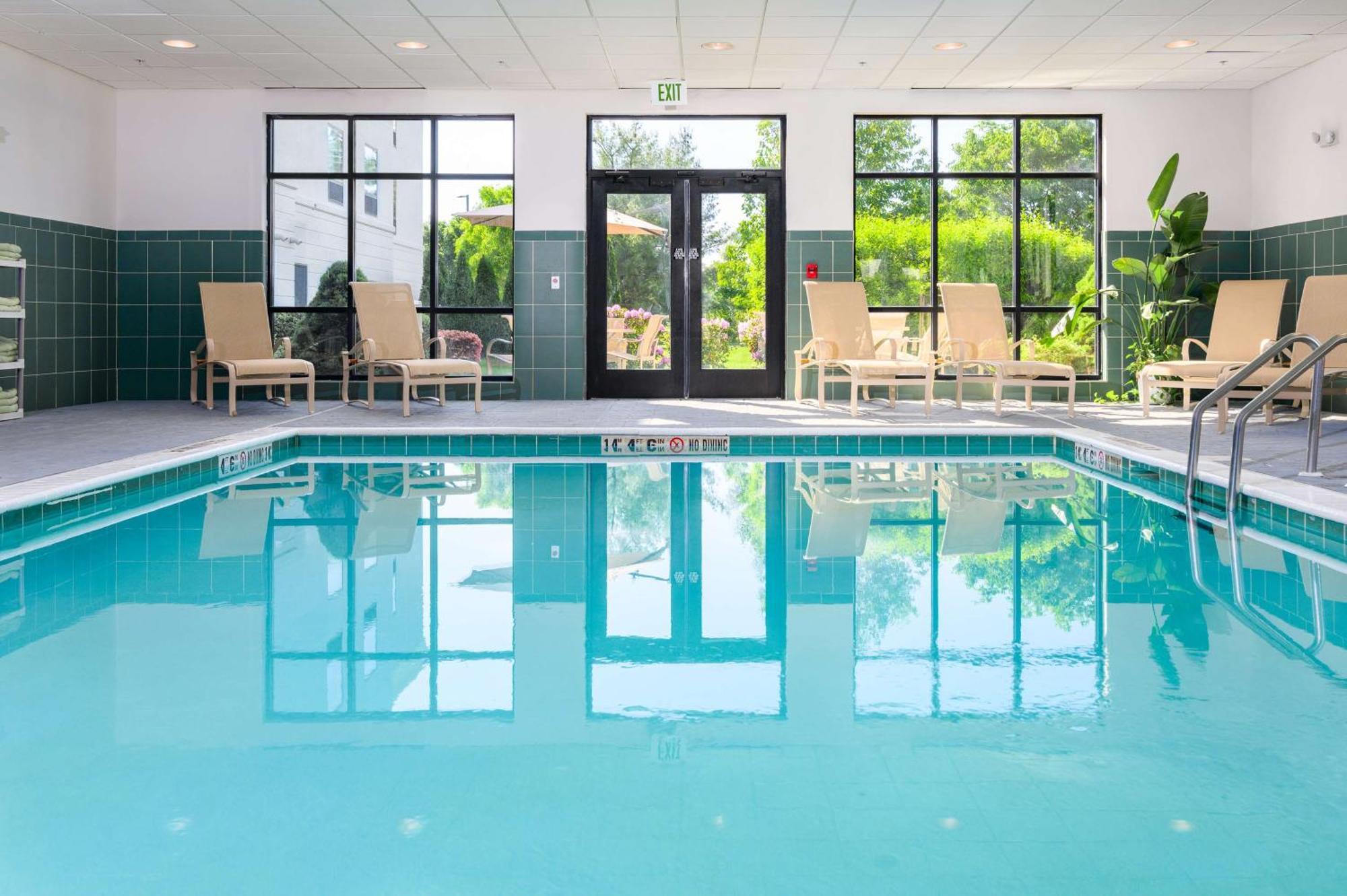 Hampton Inn & Suites Hartford-Manchester Zewnętrze zdjęcie